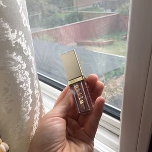 Stila Glitter & Glow Liquid Eyeshadow Kitten Karma